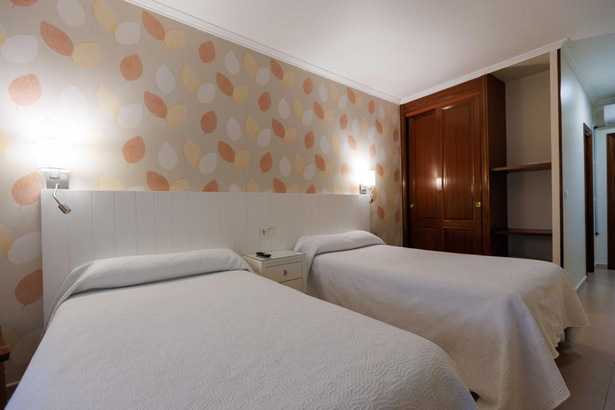 Hotel O Cruceiro Caldas De Reis Ngoại thất bức ảnh