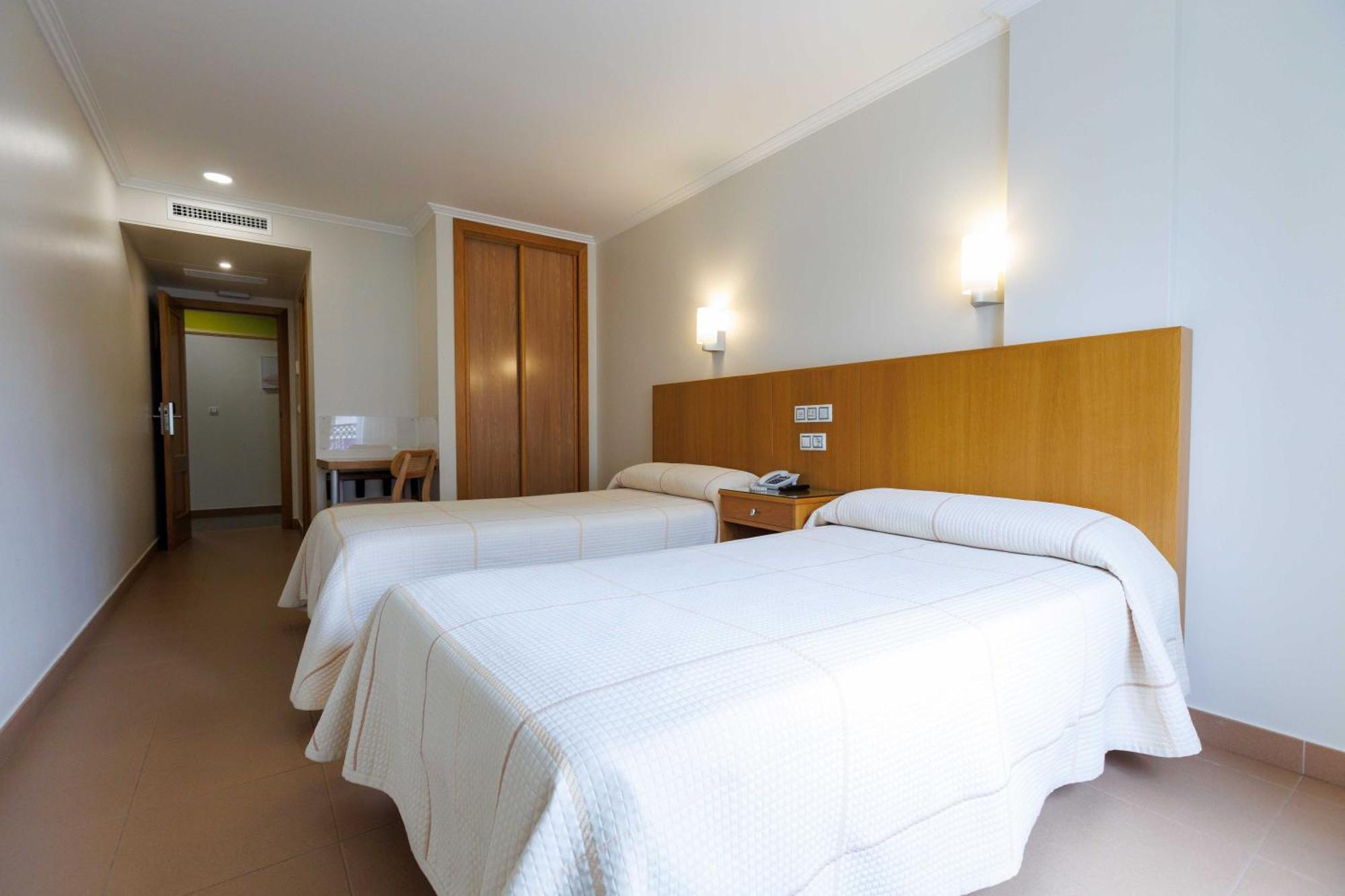 Hotel O Cruceiro Caldas De Reis Ngoại thất bức ảnh