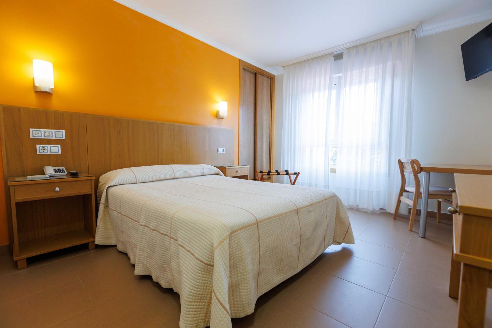 Hotel O Cruceiro Caldas De Reis Ngoại thất bức ảnh