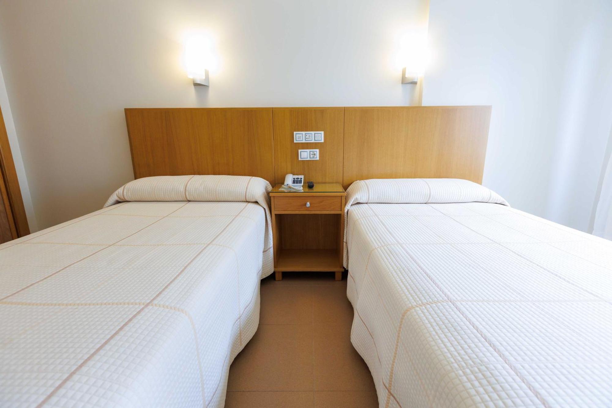 Hotel O Cruceiro Caldas De Reis Ngoại thất bức ảnh