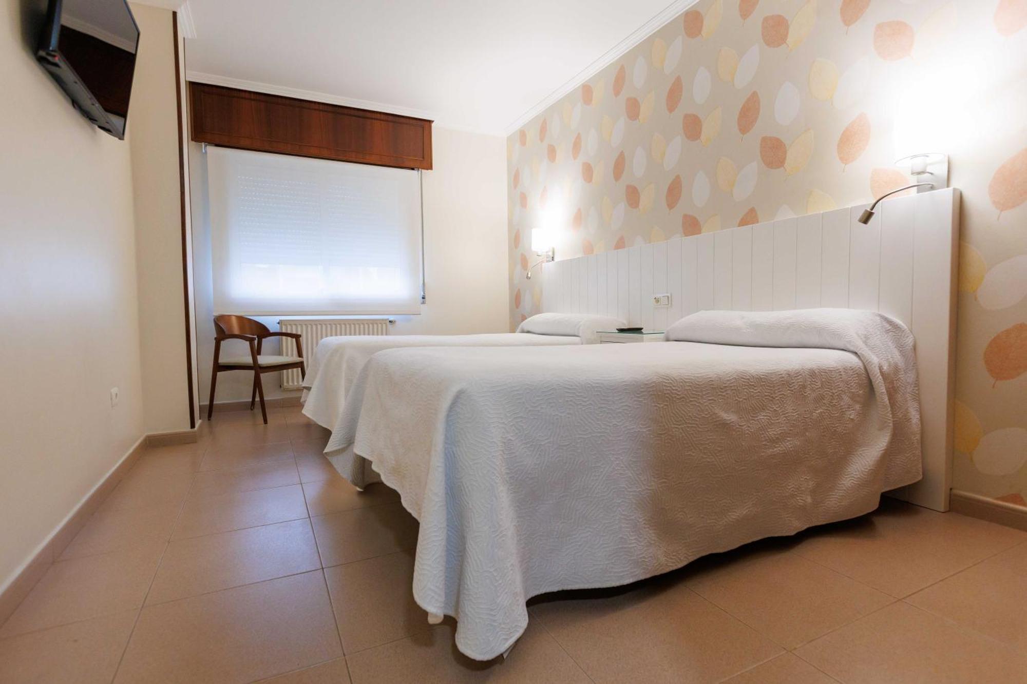 Hotel O Cruceiro Caldas De Reis Ngoại thất bức ảnh