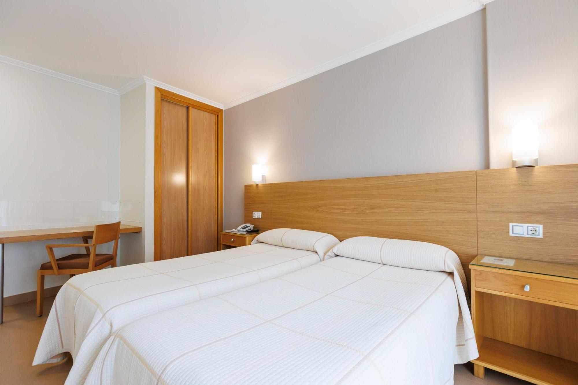 Hotel O Cruceiro Caldas De Reis Ngoại thất bức ảnh
